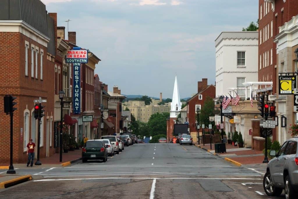 The Columns » Local Impact » Washington and Lee University
