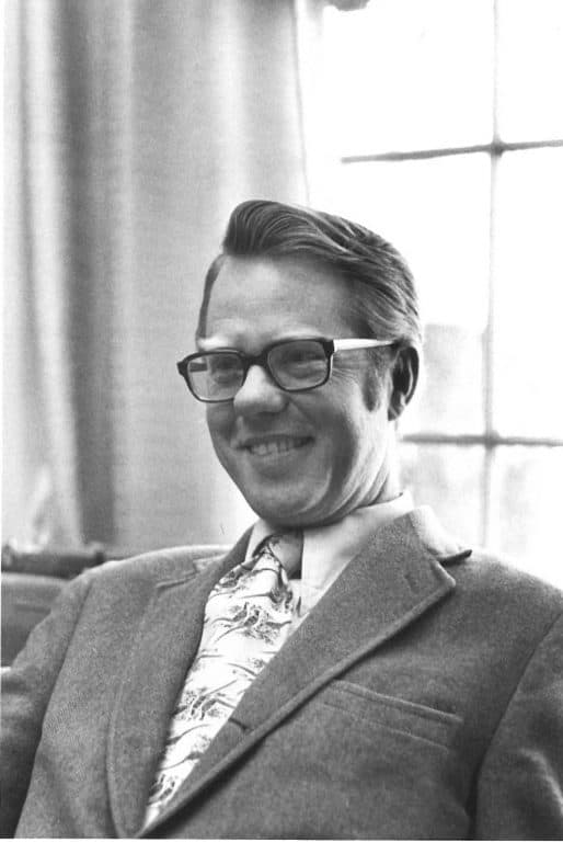 Lou Hodges