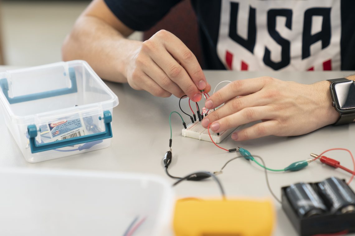 PHYS 180: Hands-on Technology