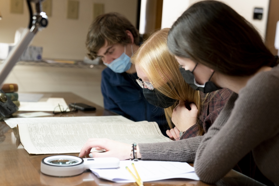 Powhatan High School students work with primary materials during a field trip to W&amp;L Special Collections.