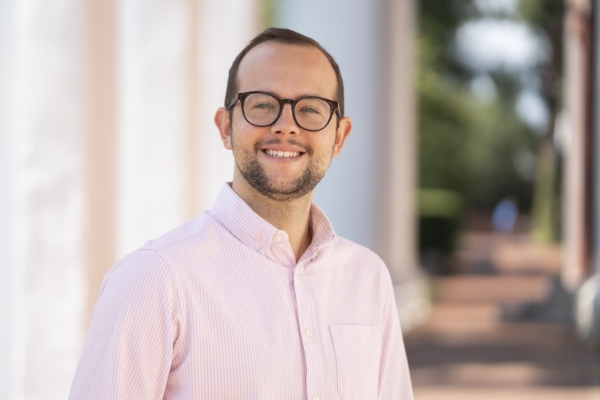 The Columns » Professor Justin Davis Published in the Journal of