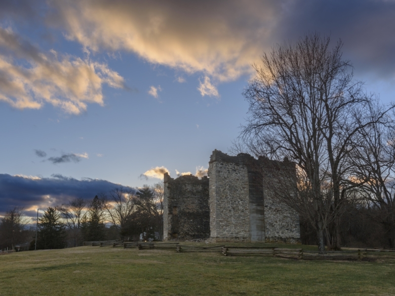 Liberty Hall Ruins stand strong as the sun sets. Photo by Ryan Doty ’26
