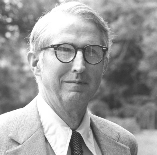 S-Todd-Lowry-Fall-1988-541x533 In Memoriam: Todd Lowry, Professor of Economics Emeritus