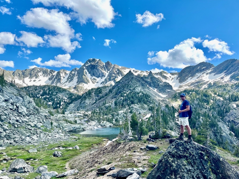 Connor Smith &#039;26 pauses to enjoy a scenic vista