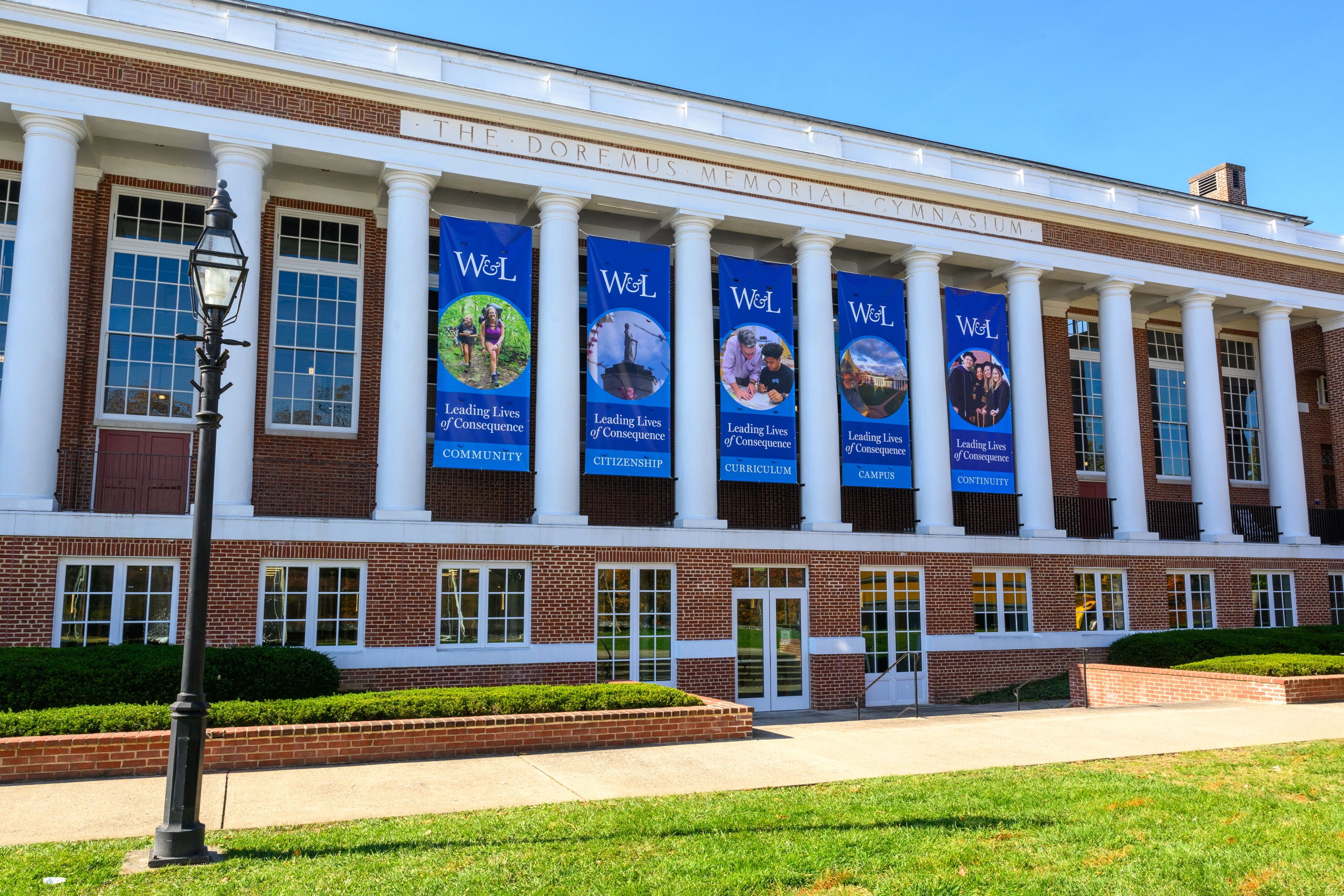 The Columns » W&L Launches 650 Million Capital Campaign » Washington