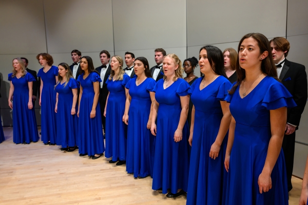 UniversitySingersTourHomeConcert0464-copy-600x400 W&L Music Presents Fall Choral Concert