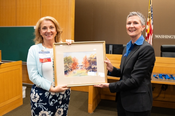 DSC02363-600x400 School of Law Celebrates Distinguished Graduates during Law Alumni Weekend