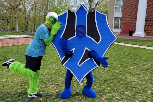Grinch-600x400 8th Annual Live Well W&L 5K Fun Run/Walk Spirit Awards