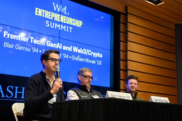 Entrepreneurship_Summit_4-11-25__069-600x400 Connolly Center Entrepreneur-in-Residence Program Set for Fall Term