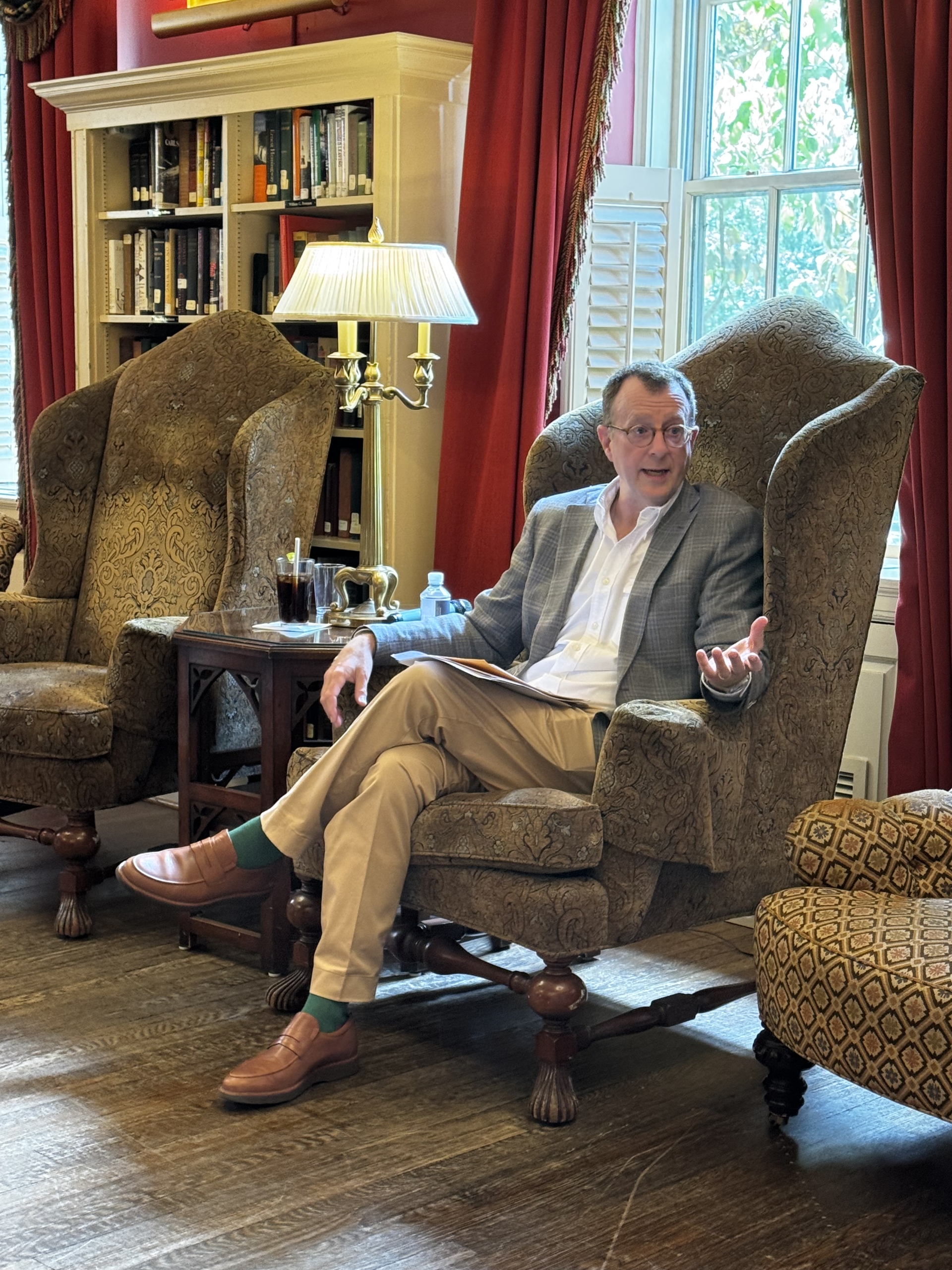 Politics Professor Holds Featured Talk at the Capital Rare Book Fair
