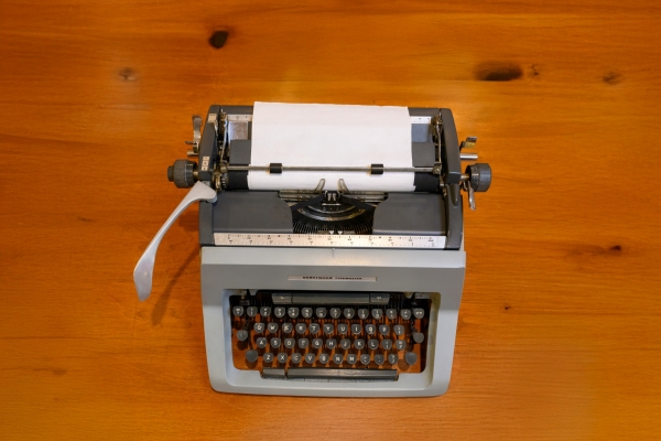 025a517e-cd0e-42de-abf0-8ff6adc1ea91-0-scaled-600x400 A Tribute to Tom Wolfe