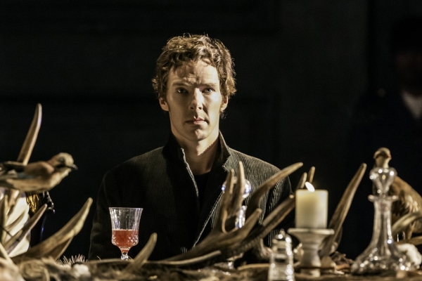 NTL-2019-Hamlet-1.-Benedict-Cumberbatch-Hamlet.-At-the-Barbican-Theatre.-Photo-credit-Johan-Persson-600x400 W&L Presents Screening of the West End’s ‘Hamlet’