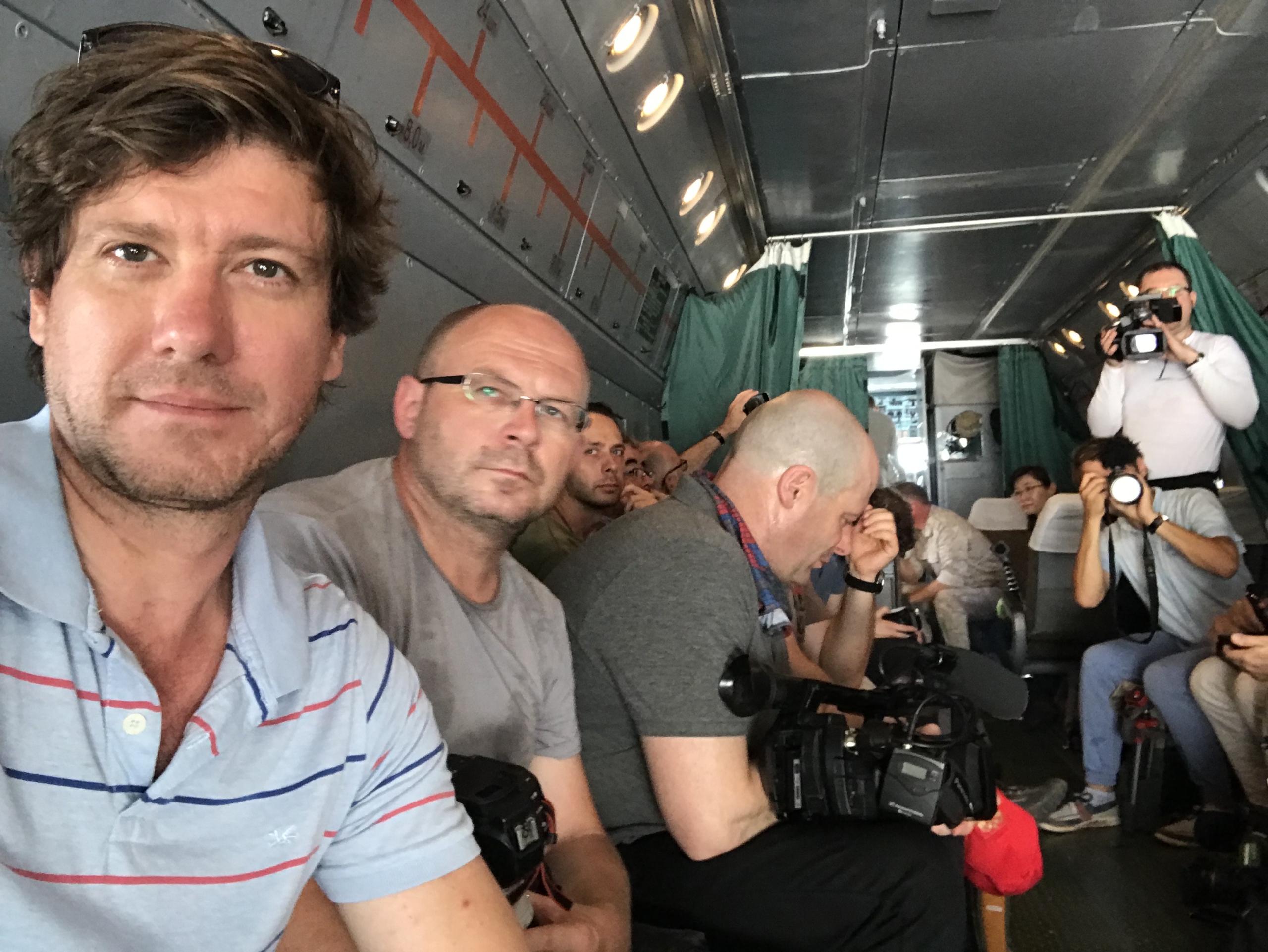 IMG_0729-scaled Thomas Grove ’02 Wins a Pulitzer Prize with Wall Street Journal Team