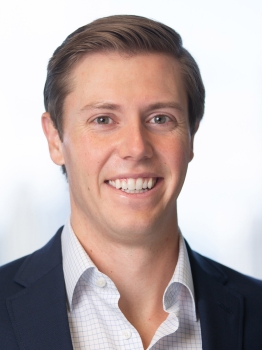 Wilson-Hallet.Headshot-e1756735058130-262x350 W&L Announces 2025 Distinguished Young Alumni Award Winners