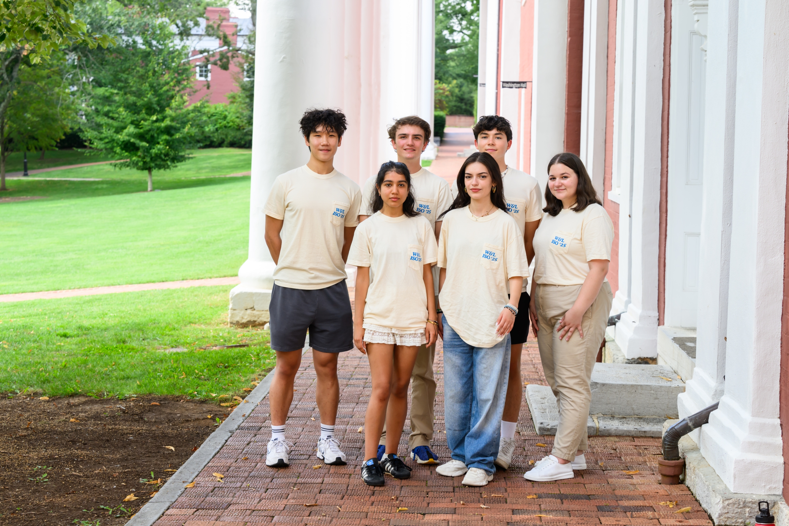 Davis_Scholars_2025-scaled International Perspectives