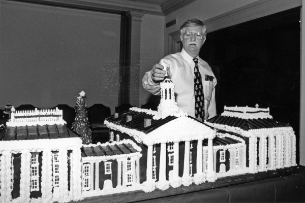 Jerry-Darrell-with-gingerbread-for-250th-celebration-600x400 Midnight Breakfast: A Tradition Worth Staying Up For
