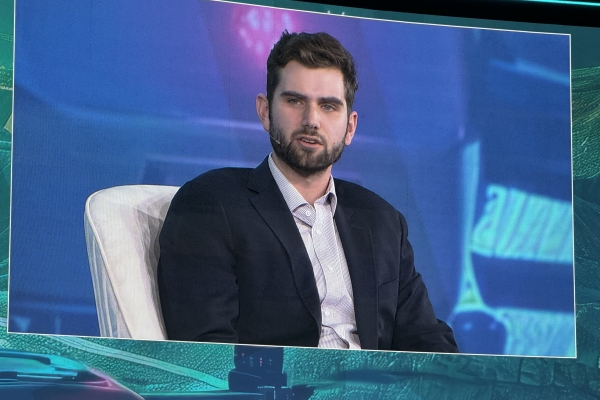 IMG_9942-600x400 Refining an Industry