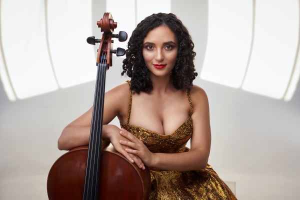 Anita-Graef-credit-Grittani-Creative164-600x400 Cellist Anita Graef to Perform at W&L’s Lenfest Center