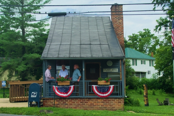 THE-BROWNSBURG-CONVERSATIONS-PostOffice-2-600x400 W&L Presents Premiere Screening of ‘The Brownsburg Conversations’